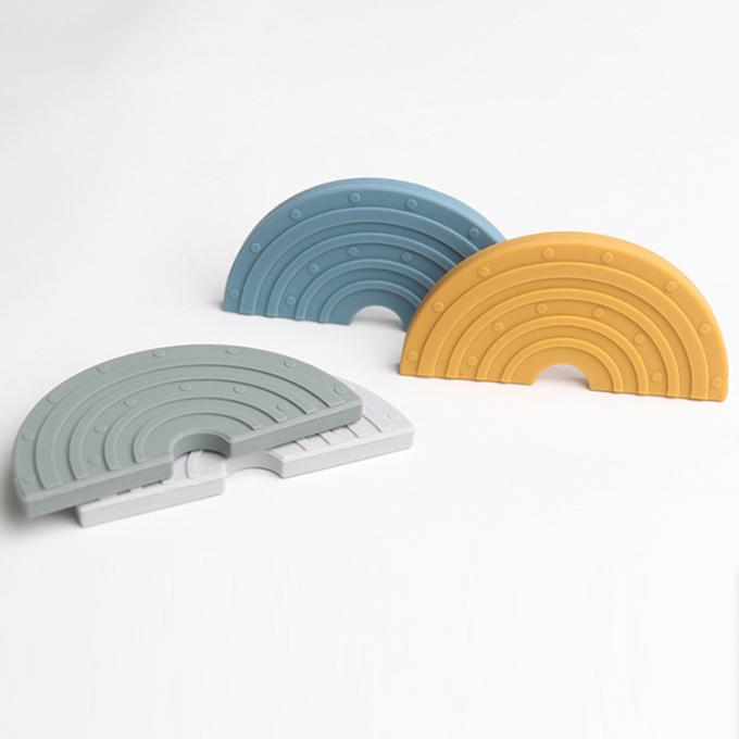 2021 juguete libre de encargo de Teether del silicón de la dentición del bebé del arco iris del silicón del nuevo producto BPA