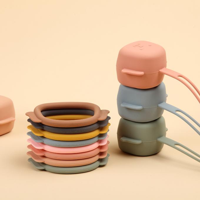 Nuevo anillo de dentición del silicón del bebé de la forma del perro de la categoría alimenticia 2021 con el tenedor del pacificador