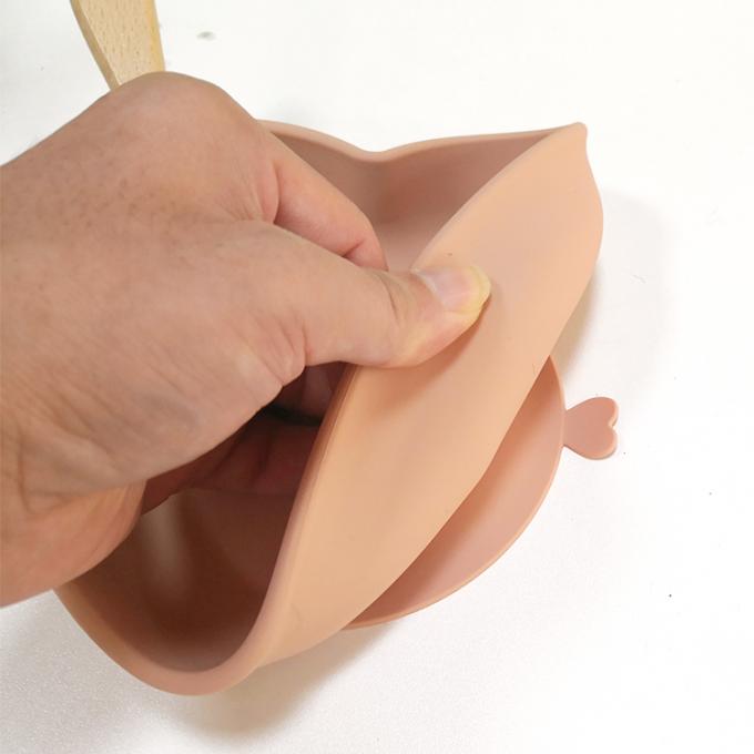 modifique la placa de la succión para requisitos particulares del silicón de la cena fijada para el bebé que alimenta con la cuchara de madera