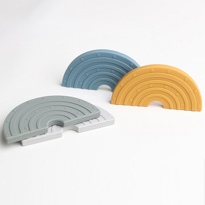 Custom BPA Free Baby Silicone Rainbow Teether Toys 9.2*4.5*0.7cm