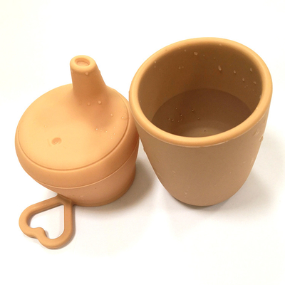 OEM Small Reusable PVC Free Silicone Straw Cup Children Drinking Set With Lids